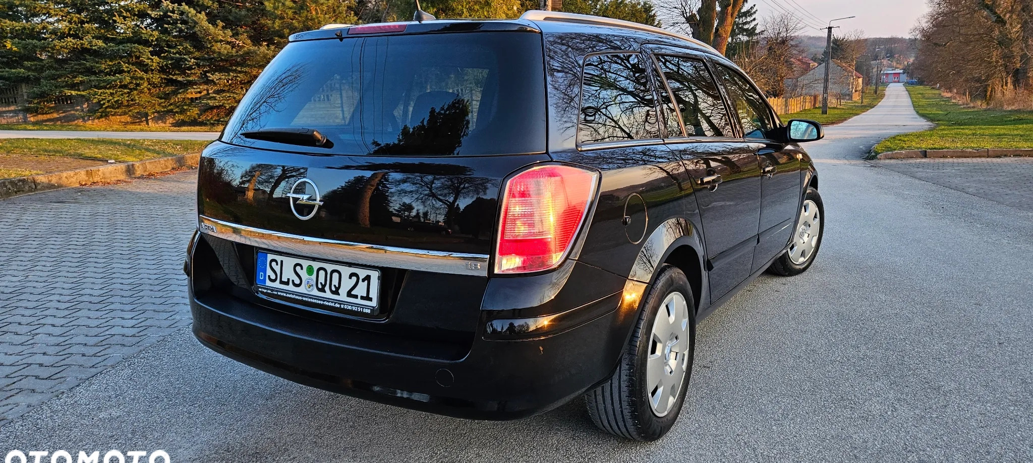 Opel Astra cena 14500 przebieg: 178960, rok produkcji 2007 z Szczebrzeszyn małe 137